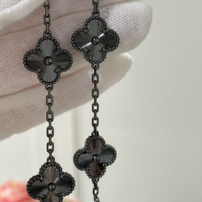 [Amore Jewelry]CLOVER 5 MOTIF BLACK BRACELET