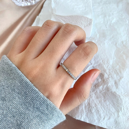 [Amore Jewelry]Delicate Sparkling Round Cut Daily Ring