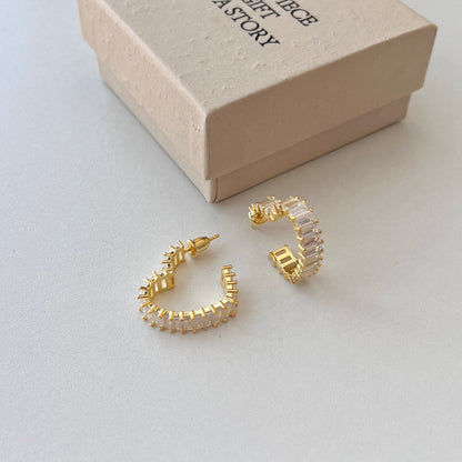 [Amore Jewelry]Radiant Heart Cutout Earrings