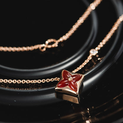 [Opulent Aurora]STAR NECKLACE PINK GOLD 1 DIAMOND