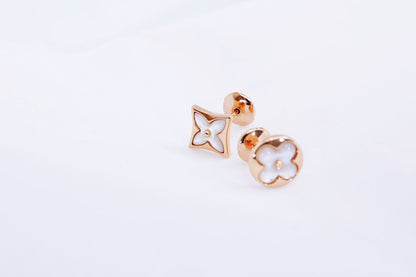 [Opulent Aurora]STAR AND SUN PINK GOLD MOP STUD EARRINGS