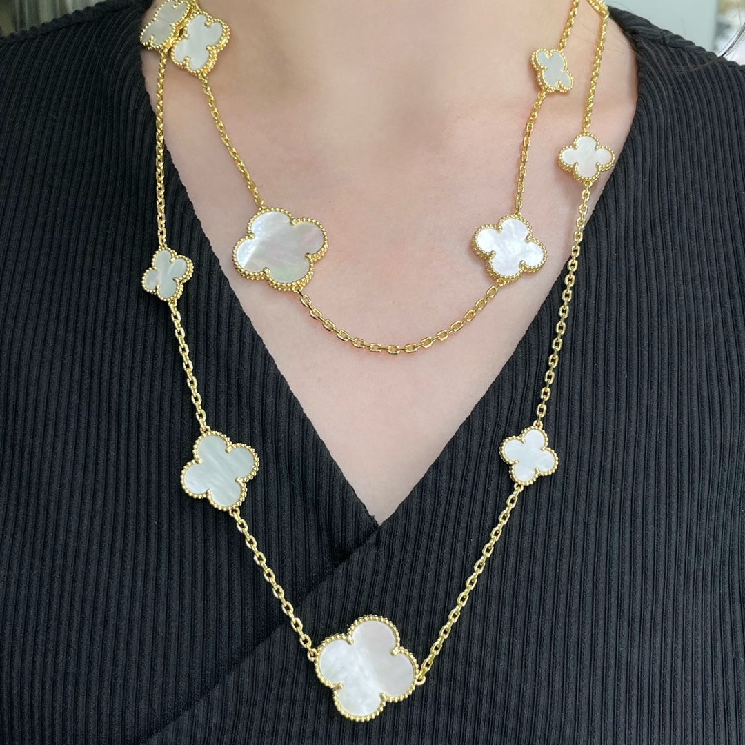[Opulent Aurora]CLOVER 16 MOTIF WHITE MOP GOLD NECKLACE