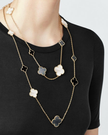 [Amore Jewelry]CLOVER 16 MOTIF CHALCEDONY MOP Gold NECKLACE