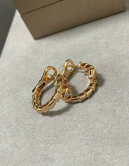 [Amore Jewelry]SERPENTI EARRINGS HALF DIAMOND