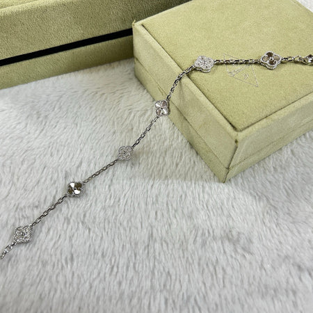[Amore Jewelry]CLOVER 6 MOTIF DIAMOND LASER BRACELET