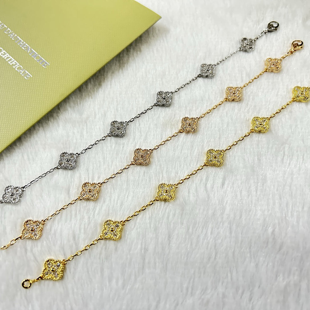 [Luxe Jewelry]CLOVER 6 MOTIF DIAMOND BRACELET