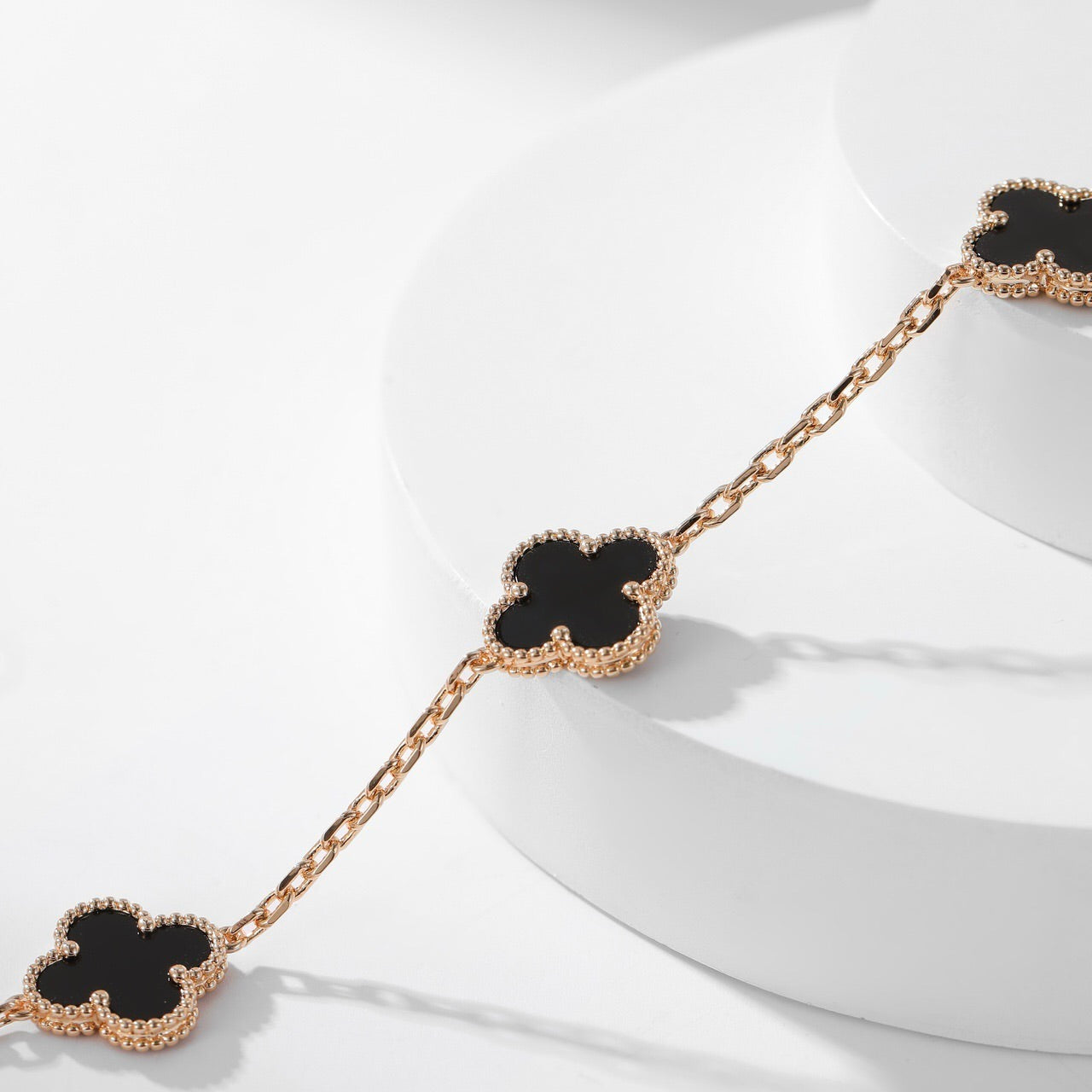 [Opulent Aurora]CLOVER 10 MOTIFS ONYX NECKLACE