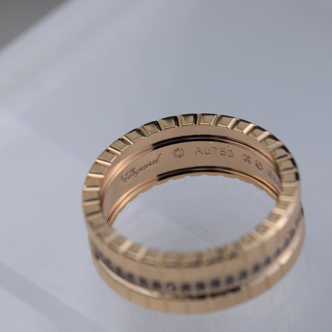 [Opulent Aurora]ICE CUBE RING WITH DIAMONDS