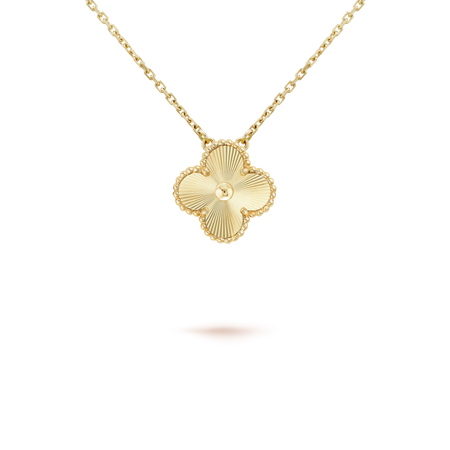 [Amore Jewelry]CLOVER 15MM LASER NECKLACE